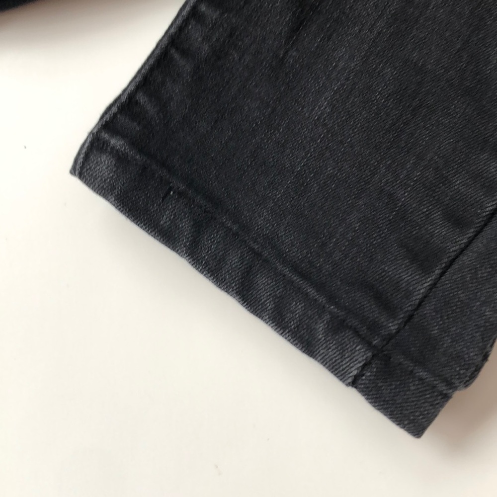 Mid-rise Distressed Black Skinny Jeans - Picture 6 of 10